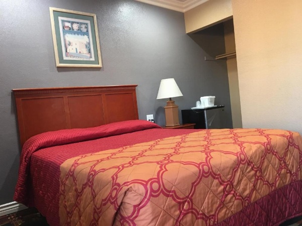 Budget Inn LAX-Lawndale image 14