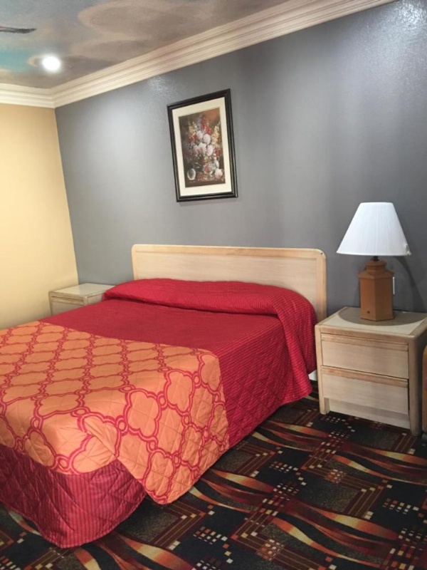 Budget Inn LAX-Lawndale image 6